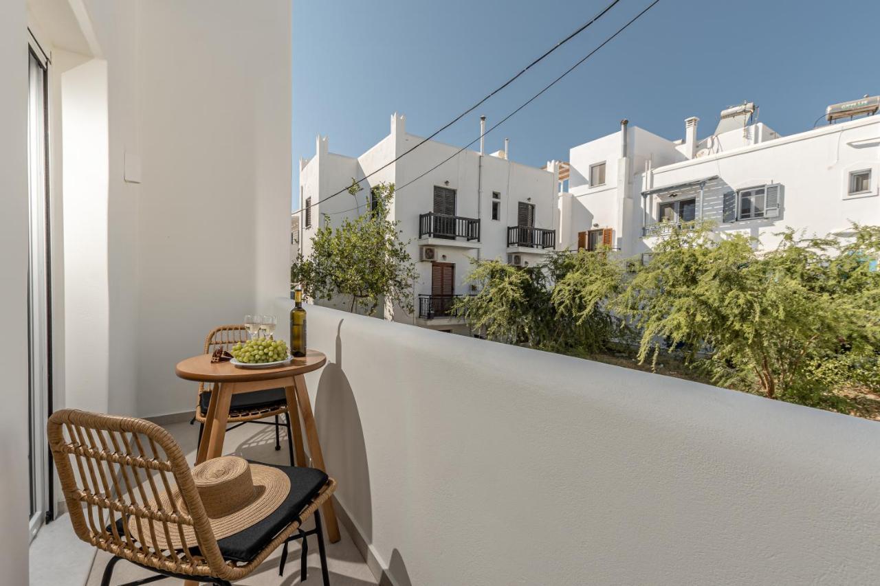 Heavenly Suites & Studios Naxos City Eksteriør billede