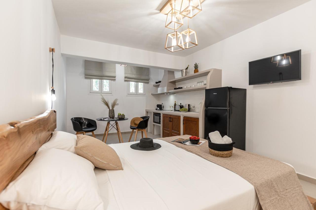 Heavenly Suites & Studios Naxos City Eksteriør billede