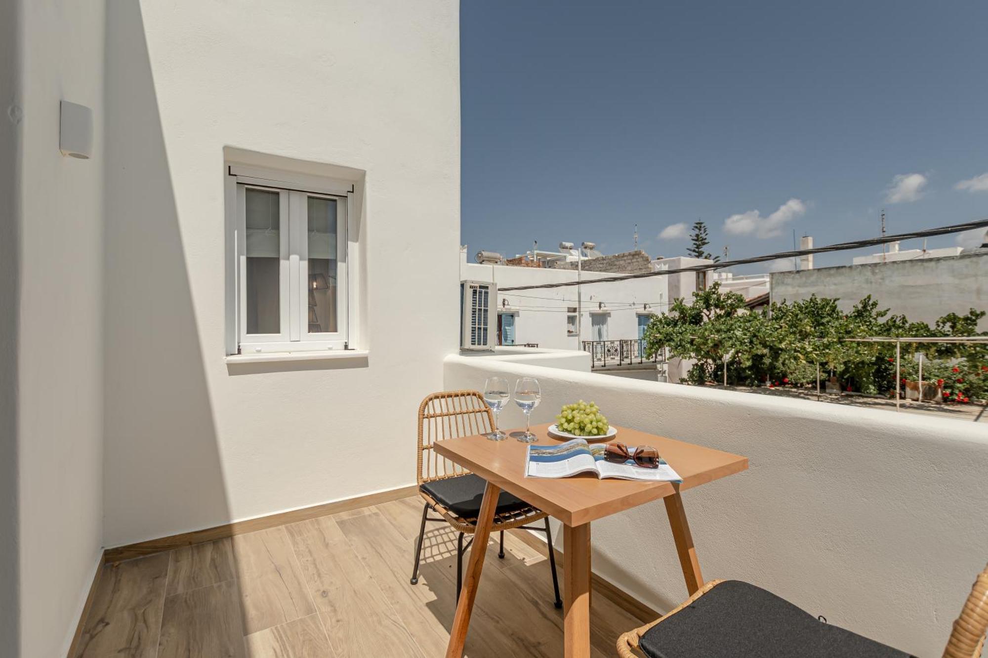 Heavenly Suites & Studios Naxos City Eksteriør billede