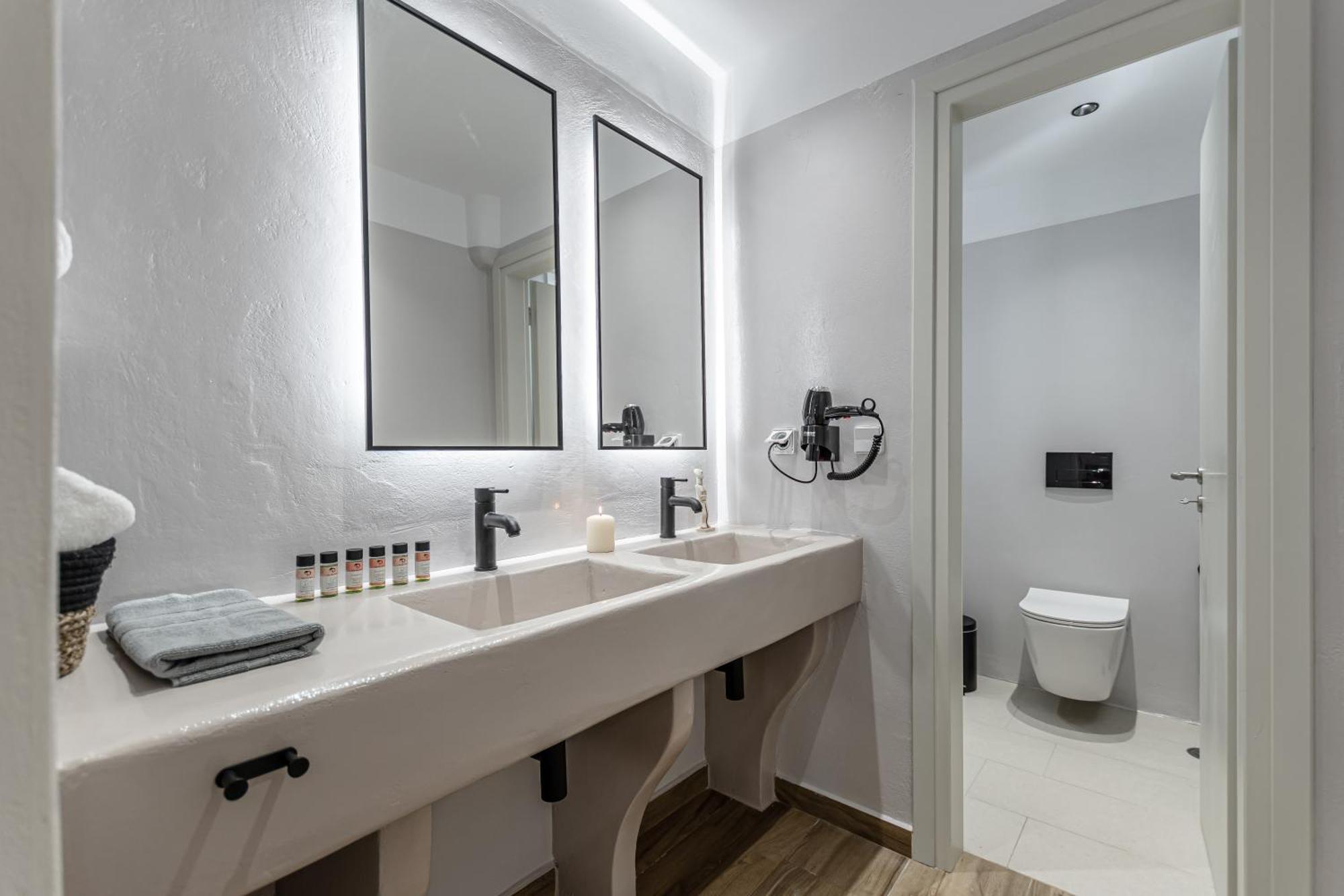 Heavenly Suites & Studios Naxos City Eksteriør billede